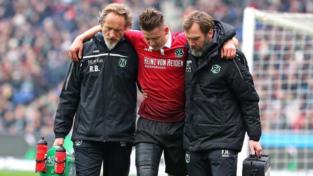 高登棋牌-汉诺威队陷入连败，保级形势严峻的简单介绍